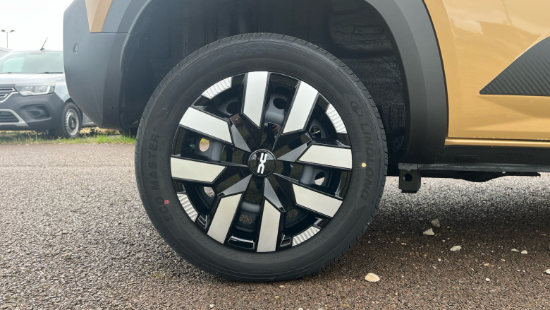 Dacia Spring 27kWh Expression 65 48kW 5dr Auto Electric Hatchback